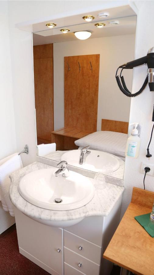 Hotel Garni Kluth Bonn Room photo